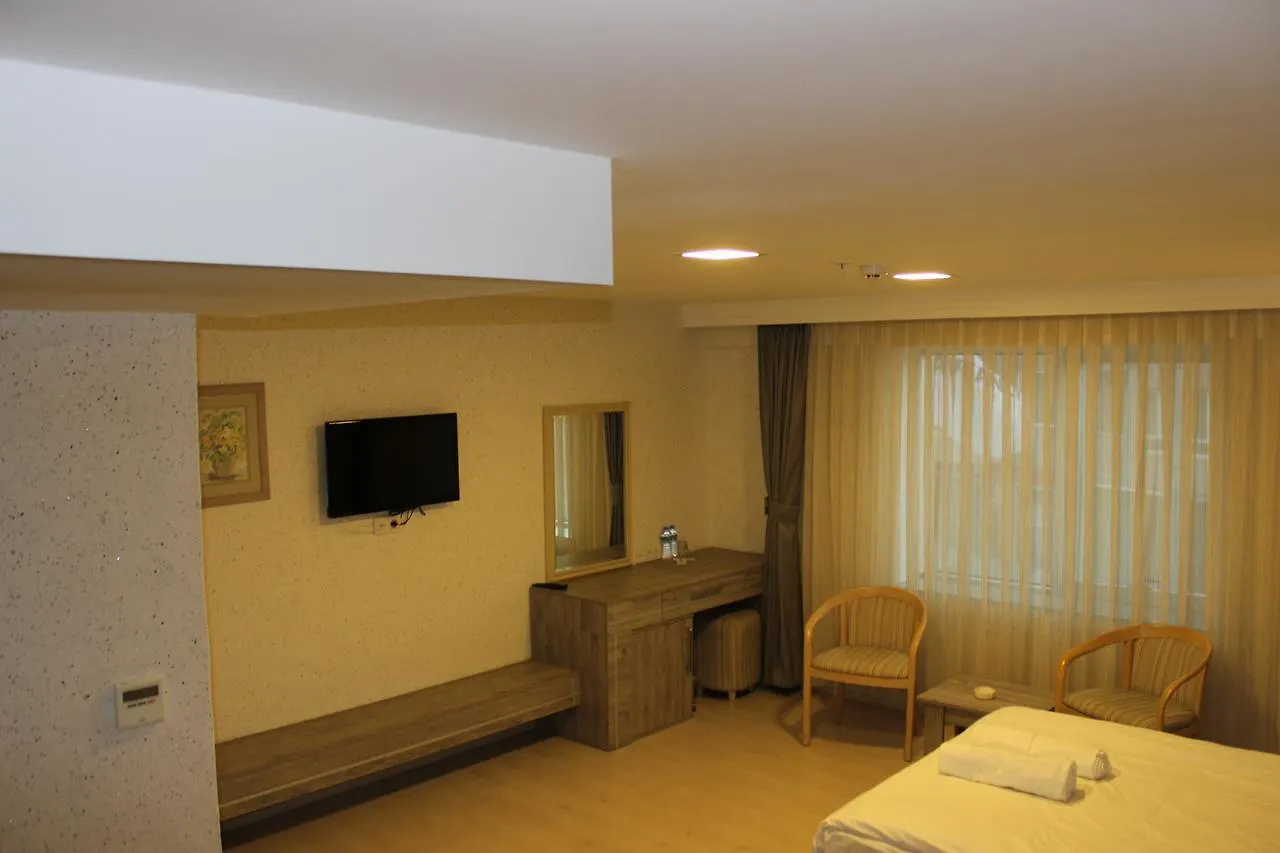 Tavsanli Otel Kutahya